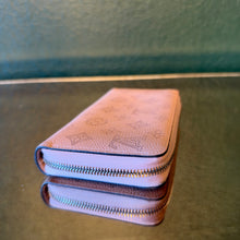 Load image into Gallery viewer, Louis Vuitton Mahina Zippy Wallet Pink Jasmin
