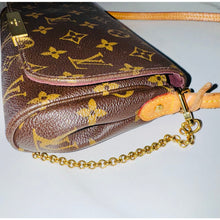 Load image into Gallery viewer, Louis Vuitton Monogram Favorite PM
