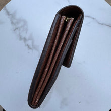 Load image into Gallery viewer, Louis Vuitton Monogram Sarah Wallet
