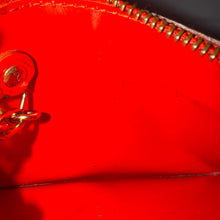 Load image into Gallery viewer, Louis Vuitton Vernis Monogram Card Case Orange Sunset CA4088
