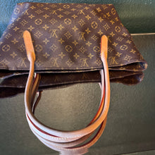 Load image into Gallery viewer, Louis Vuitton Monogram Raspail MM
