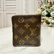 Load image into Gallery viewer, PRELOVED Louis Vuitton Compact Zippé Wallet
