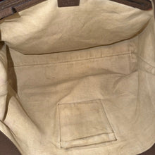 Load image into Gallery viewer, Gucci Supreme GG Canvas Courrier Soft Tote
