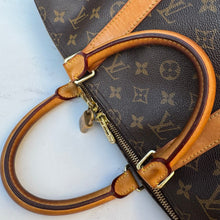Load image into Gallery viewer, Monogram Keepall Bandouliere 50
