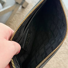Load image into Gallery viewer, VERSACE Medusa Clutch Black
