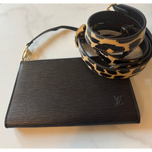Load image into Gallery viewer, Louis Vuitton Epi Pochette Accessories
