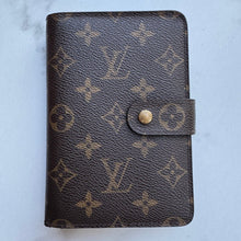 Load image into Gallery viewer, Louis Vuitton Monogram Porte Papier Zippe Wallet
