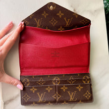 Load image into Gallery viewer, Louis Vuitton Monogram Josephine Wallet Fuchsia
