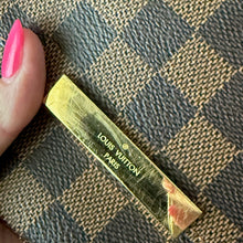 Load image into Gallery viewer, Louis Vuitton Damier Ebene Favorite MM
