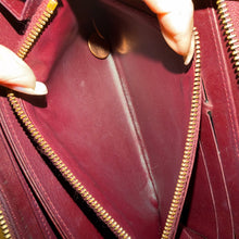 Load image into Gallery viewer, Louis Vuitton Vernis Monogram Zippy Wallet Amarante
