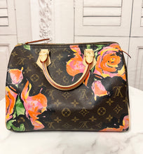 Load image into Gallery viewer, PRELOVED Louis Vuitton Monogram Roses Speedy 30
