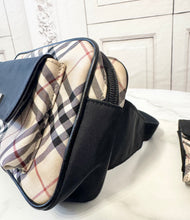 Load image into Gallery viewer, PRELOVED Burberry Bumbag
