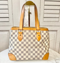 Load image into Gallery viewer, PRELOVED Louis Vuitton Damier Azur Hampstead PM
