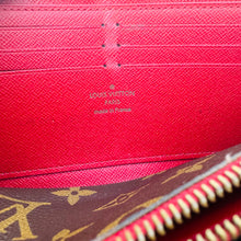 Load image into Gallery viewer, Louis Vuitton Monogram Retiro Zippy Wallet Cherry
