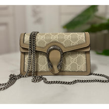 Load image into Gallery viewer, Gucci Super Mini Dionysus
