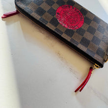 Load image into Gallery viewer, Louis Vuitton Damier Ebene Complice Trunks and Bags Wallet

