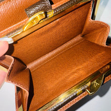 Load image into Gallery viewer, Louis Vuitton Monogram French Purse Wallet
