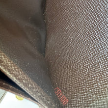 Load image into Gallery viewer, Louis Vuitton Damier Ebene Zippy Wallet
