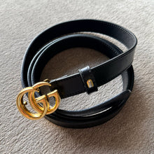 Load image into Gallery viewer, Gucci Marmont Skinny Belt Size 100 / 40
