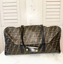 Load image into Gallery viewer, PRELOVED FENDI Travel Bag
