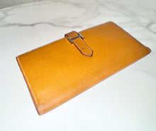 Load image into Gallery viewer, PRELOVED Hermes Gusset Wallet
