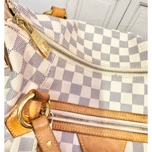 Load image into Gallery viewer, Louis Vuitton Damier Azur Evora MM
