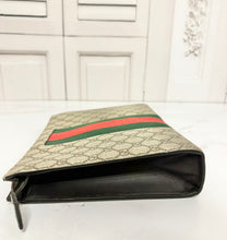 Load image into Gallery viewer, PRELOVED Gucci Supreme Monogram Selleria Cosmetic Case
