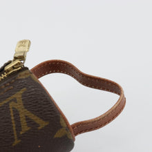 Load image into Gallery viewer, Louis Vuitton Monogram Trousse Ronde 20
