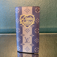 Load image into Gallery viewer, Louis Vuitton X NIGO Limited Edition Brazza Wallet

