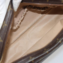 Load image into Gallery viewer, Louis Vuitton Trousse Toiletry 28
