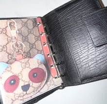 Load image into Gallery viewer, PRELOVED GUCCI Small Ring Agenda
