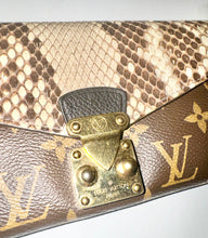 Load image into Gallery viewer, PRELOVED Louis Vuitton Exotic Python/ Monogram Pallas Wallet
