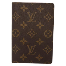 Load image into Gallery viewer, Louis Vuitton Passport Cover
