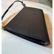 Load image into Gallery viewer, Louis Vuitton Epi Pochette Accessories
