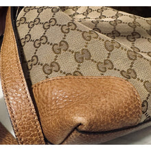 Load image into Gallery viewer, Gucci Medium Miss GG Hobo
