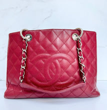 Load image into Gallery viewer, PRELOVED Chanel Caviar Quilted Grand Shopping Tote GST
