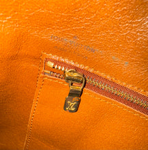 Load image into Gallery viewer, Louis Vuitton Monogram Sac Weekend PM
