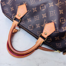 Load image into Gallery viewer, Louis Vuitton Monogram Speedy 30
