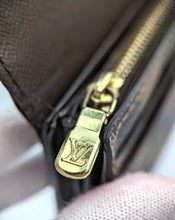 Load image into Gallery viewer, Louis Vuitton Sarah Wallet Damier Ebene
