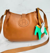 Load image into Gallery viewer, PRELOVED HERMES Rodeo Pegase Horse MM Bag Charm
