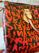 Load image into Gallery viewer, PRELOVED Louis Vuitton Bundle: Monogram Graffiti Speedy 30 / Zippy Wallet/ Bag Charm
