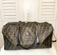 Load image into Gallery viewer, PRELOVED FENDI Travel Bag
