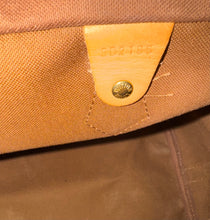 Load image into Gallery viewer, Louis Vuitton Monogram Speedy Bandouliere 30
