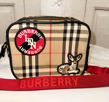 Load image into Gallery viewer, PRELOVED Burberry Kid&#39;s Camera Bag
