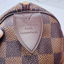 Load image into Gallery viewer, Louis Vuitton Damier Ebene Speedy 25
