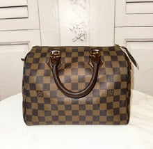 Load image into Gallery viewer, PRELOVED Louis Vuitton Damier Ebene Speedy 25
