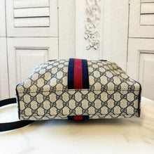 Load image into Gallery viewer, PRELOVED Gucci Boston Bandouliere Bag Blue
