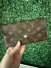 Load image into Gallery viewer, Louis Vuitton Monogram Sarah Wallet NM Rose Ballerine
