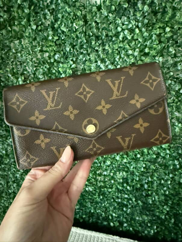 Louis Vuitton Monogram Sarah Wallet NM Rose Ballerine