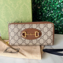 Load image into Gallery viewer, Gucci Horsebit 1955 Zip Around Wallet
